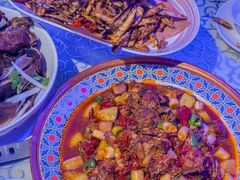 -巴特餐饮6加1音乐餐吧·新疆菜