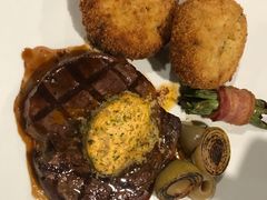 -Bully Hayes Restaurant & Bar