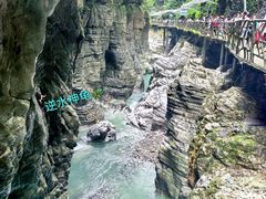 -蝶舞清江·恩施地心谷景区