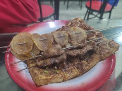 -小胡子烧烤(江汉路店)