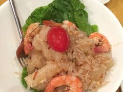泰式柚子鲜虾色拉-Pho Asia 亚阁越南料理(上海来福士广场店)