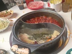-钢管厂五区小郡肝串串香(蜀都万达店)