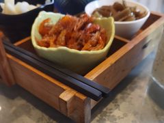 -莲餐厅·湖北菜·潜江小龙虾店(愚园路店)