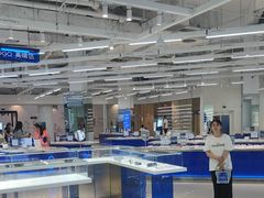-优购镜仓(黄岛吾悦店)