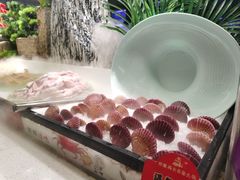 -四囍码头海鲜烧烤自助火锅(外滩南京东路悦荟广场店)