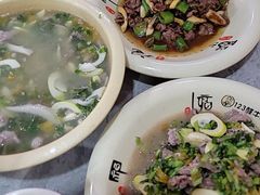 -何永光123鲜牛肉馆(1号店)