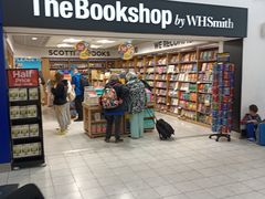 -格拉斯哥国际机场