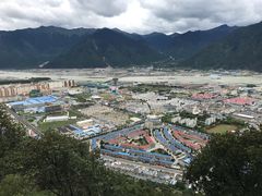 -比日神山