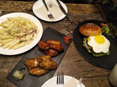 -HIGH FIVE哈福手工汉堡(桂林路店)