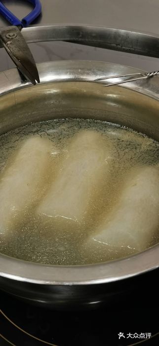 化州颜勇牛腩(深圳总店)清汤萝卜图片