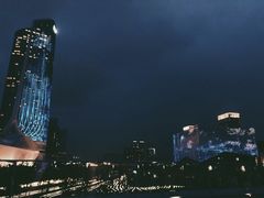 -南京眼步行桥