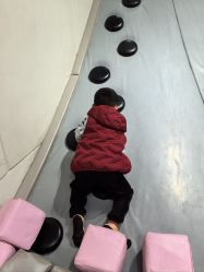 -MINI MARS KIDS CLUB亲子家庭中心(长宁天山店)