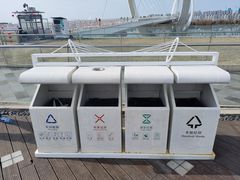 -南京眼步行桥
