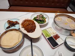 -梅利汴京烤鸭•开封豫菜地标店(东司门店)