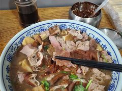 卤煮火烧-门框胡同百年卤煮(新街口店)