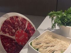 -左庭右院鲜牛肉火锅(七宝领展广场店)