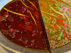 -爱你您·自家鱼塘·活水喷泉鱼火锅(八里店)