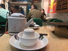 -芳村榕树头叹佬鸡煲(体育西店)