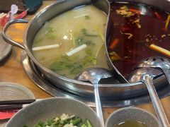 -肖肖酸萝卜鱼火锅(总店)