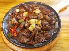 -老东镇啤酒屋海鲜加工·蒸汽海鲜·海鲜烧烤(台东店)