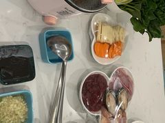 -雪梅月子中心(华侨城店)