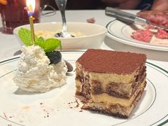 -Wolfgang’s Steakhouse 沃夫冈牛排馆(上海白玉兰广场店)