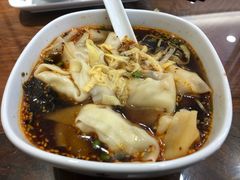 红汤辣油馄饨-锡笼记·无锡小笼(人民路店)