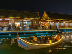 -东南亚风情赶摆街夜市