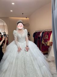 -Color卡诺婚纱礼服馆(南京严选店)