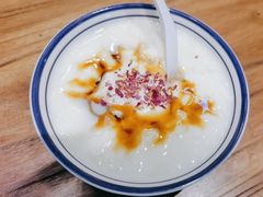 -云阿蛮云南生烫牛肉米线(奉贤路店)