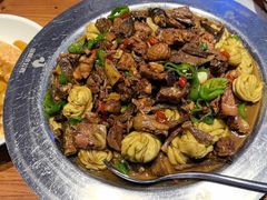 -俭寨大盘鸡·缸子肉·小公鸡·新疆菜(云通店)