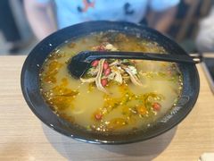 -苗乡米线(建军路店)