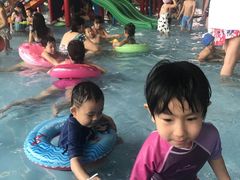 -兴芮温泉度假区