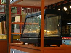 -三亚火车头万人海鲜广场