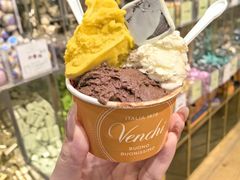 -VENCHI 闻绮(上海佛罗伦萨小镇店)