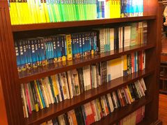-果戈里书店