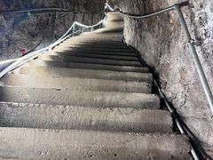 -贵阳猴耳天坑·极限酷玩公园