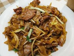 -新大咀港式茶餐厅(宝山万达店)