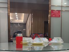 -红色湘菜馆(春风店)