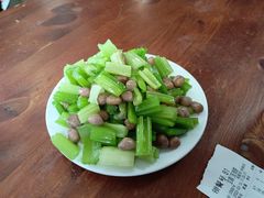 -宝瑞门钉肉饼店