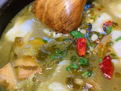 -周鱼小馆石锅酸菜鱼(活力汇店)