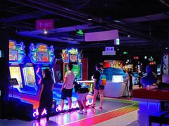 -VS SPORTS PARK运动玩乐园·团建·生日会(合生汇店)