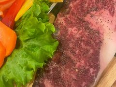 -炼火烤肉店