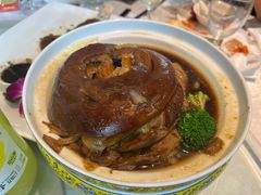 红烧蹄膀-天台泰和开元名都大酒·地中海咖啡厅