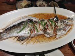 清蒸翘嘴白鱼-丹江渔村(首都机场店)