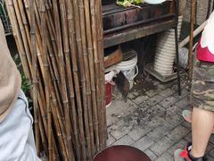 -小草屋轰趴馆别墅派对新场团建家庭聚会