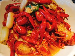 蒜香小龙虾-虾胡闹龙虾馆(湄南河店)