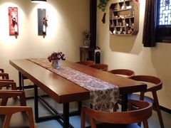 -小草屋轰趴馆别墅派对新场团建家庭聚会
