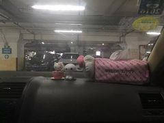 -中山公园-龙之梦停车场