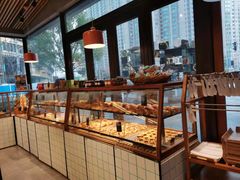 -Dough&Joe团憩(瑞虹天地月亮湾店)